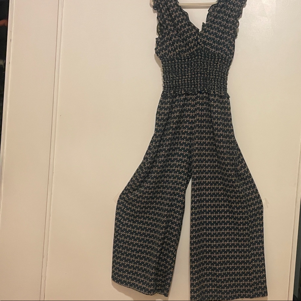 Max Studio Black and Cream Textured Jumpsuit